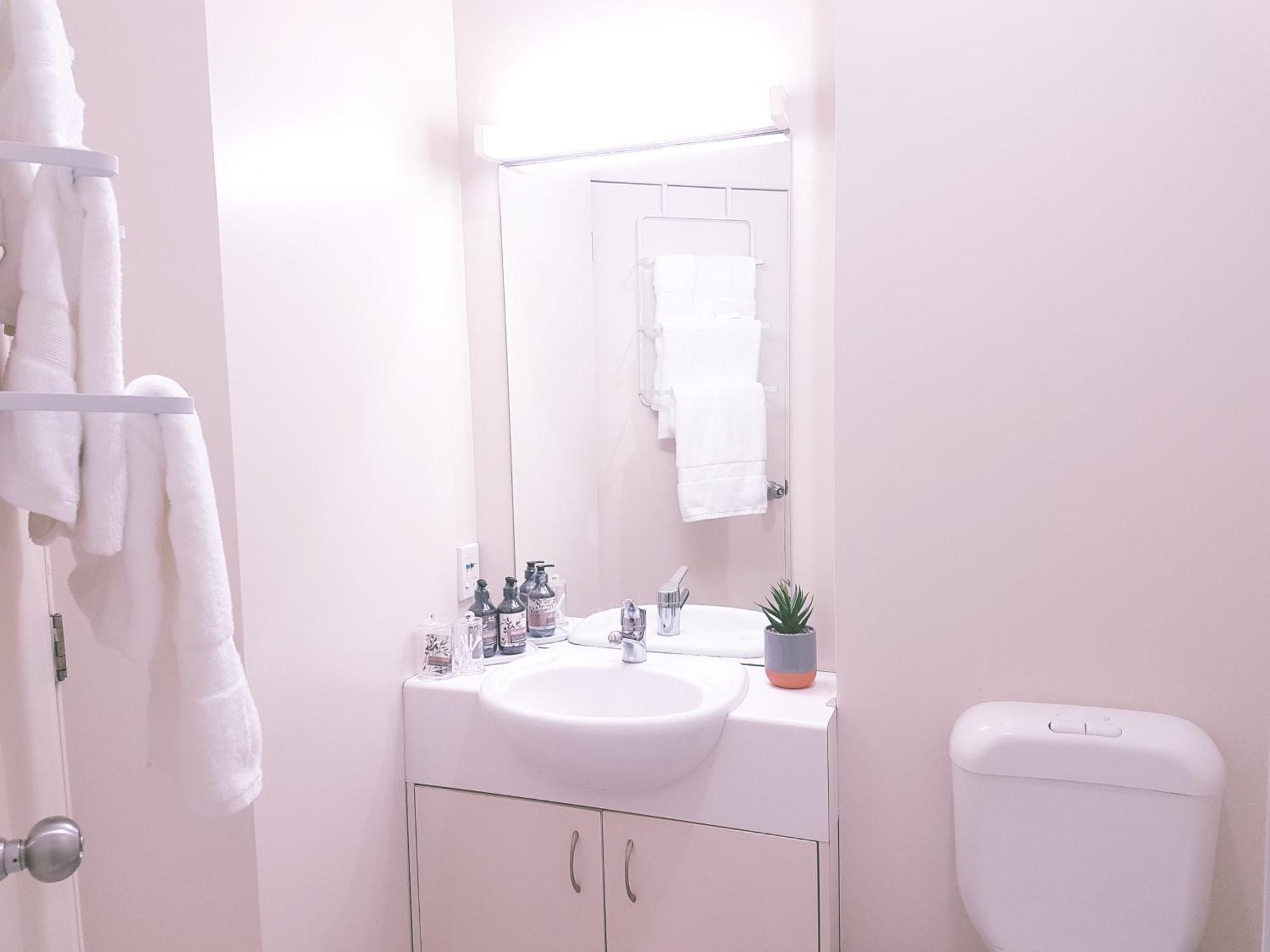 Wellington Central, 2Bedroom Suite Exterior photo